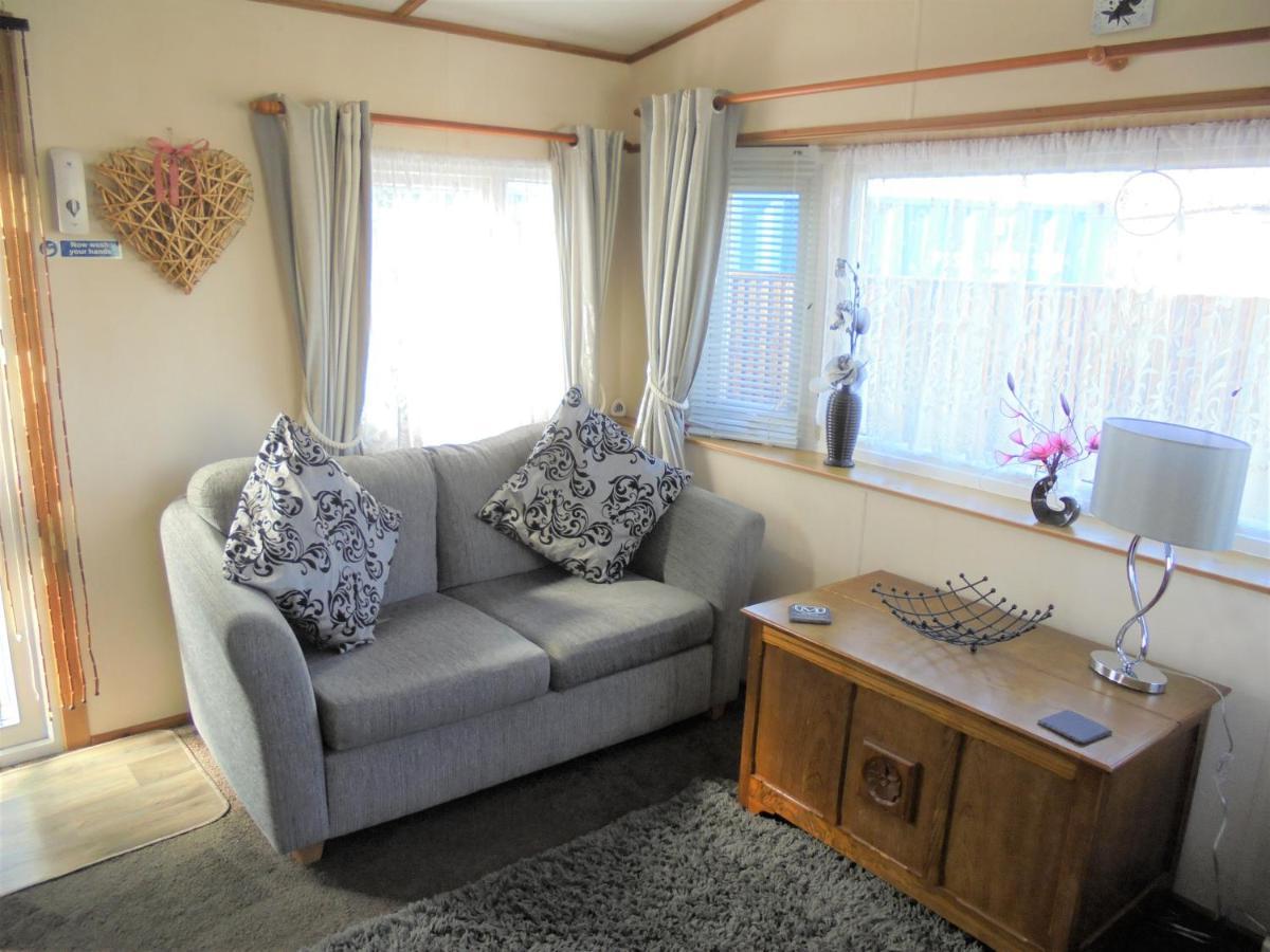 6 Berth Central Heated On The Chase Ingoldmells Exterior foto